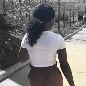 Meet your Posher, Mara